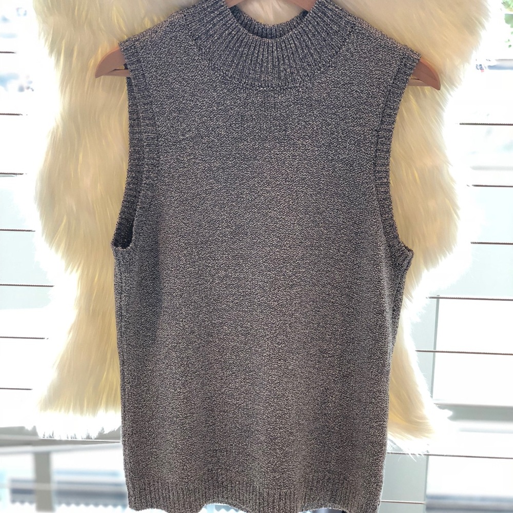 Sleeveless sweater